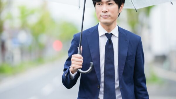 【2025年版】おすすめの防水ポーチ：厳選5選 突然の雨や水辺でも安心な必須アイテム